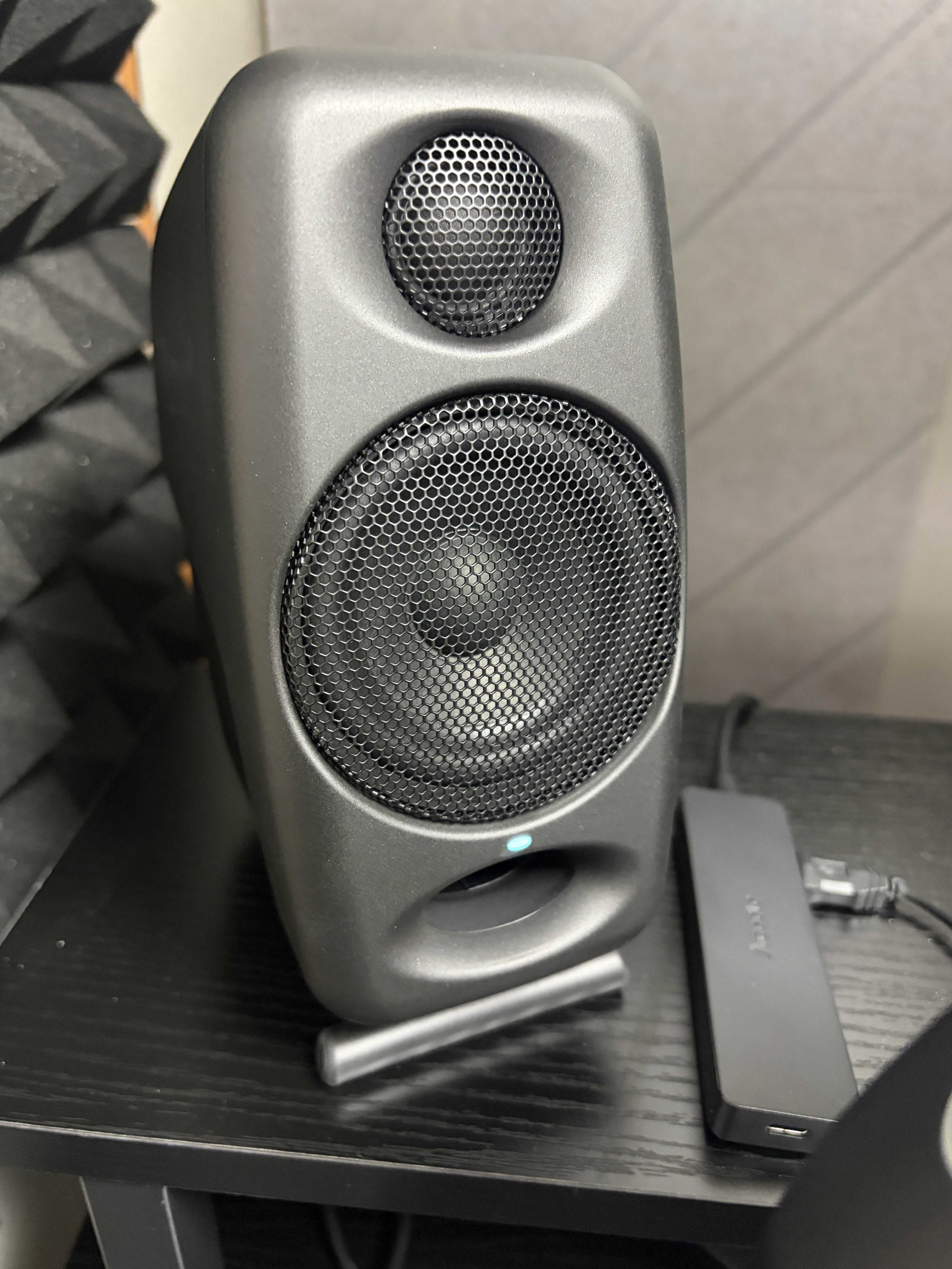 IK Multimedia iLoud Micro Monitor